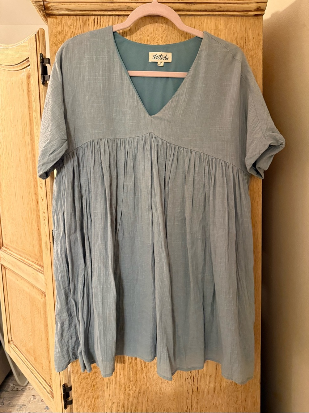 Listicle Women's Light Blue V-Neck Babydoll Mini Dress